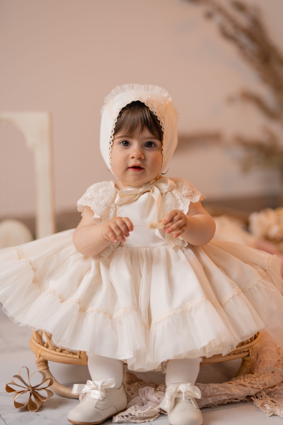 Vestido de ceremonia de bebé en tul y encaje — Maitika Moda Albox